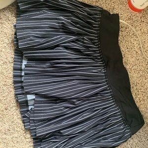 Striped lululemon pleated skirt